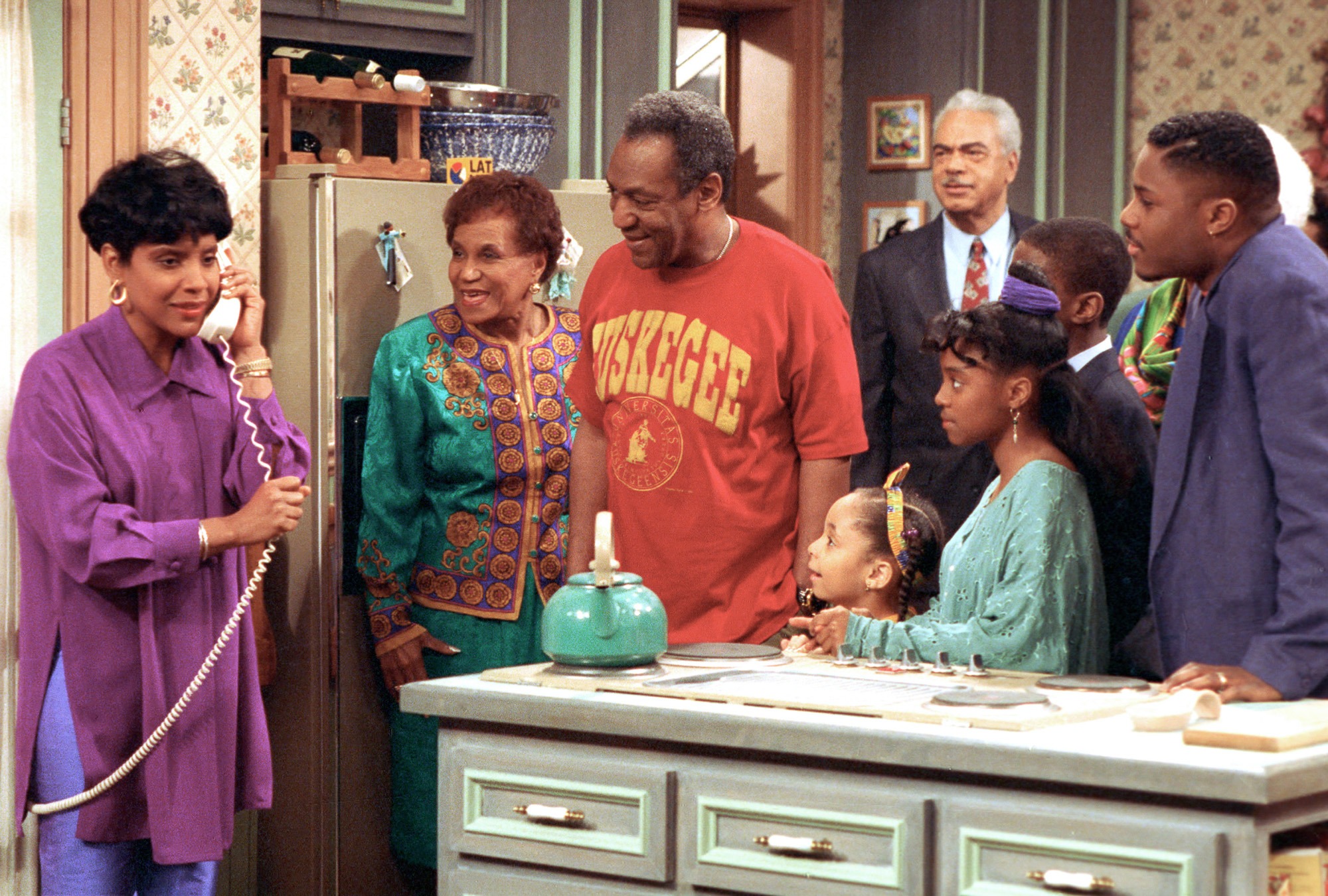 Cast of “The Cosby Show” gathers in the Huxtable kitchen during one of the final episodes of the groundbreaking sitcom, which aired its finale on April 30, 1992.