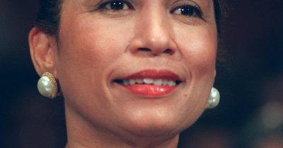 Portrait of Alexis Herman, first Black U.S. secretary of labor and trailblazing civil rights advocate
