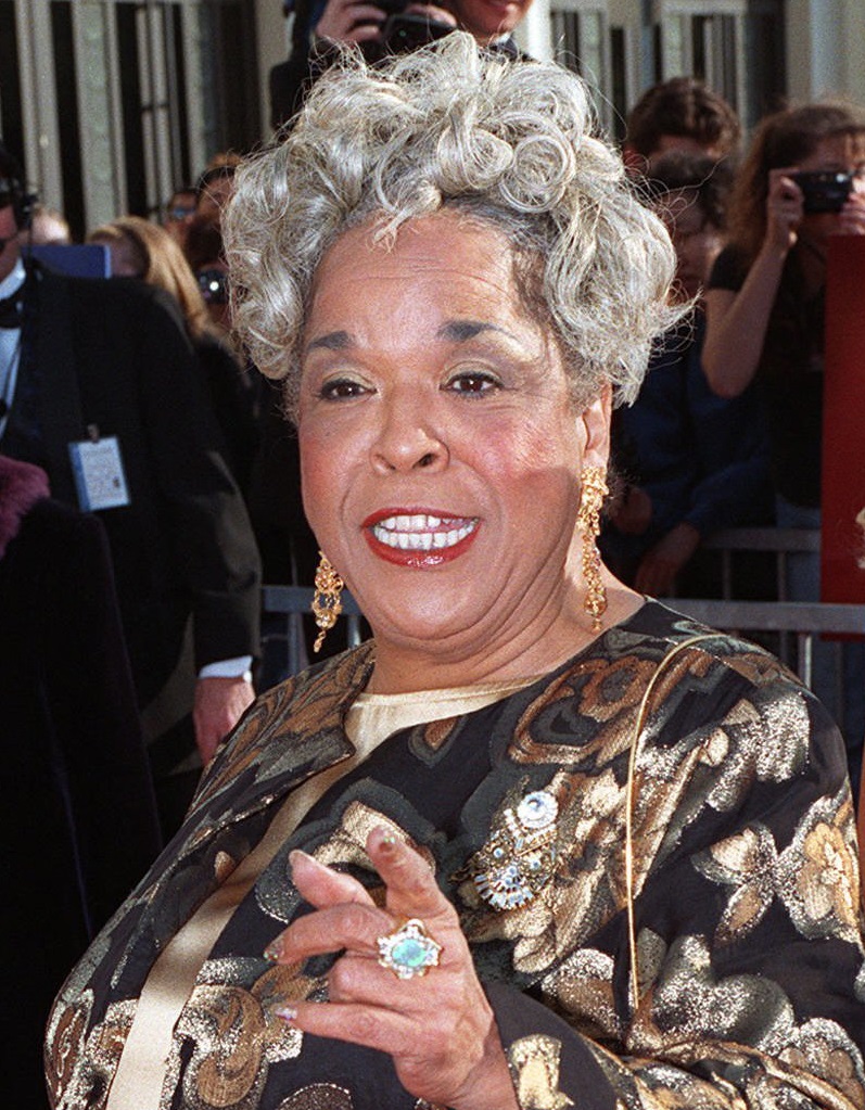 FILE - In this March 8, 1998 file photo, actress Della Reese, nominated for best dramatic actress for her role in the television series "Touched by an Angel", arrives for the Screen Actors Guild Awards in Los Angeles. Reese, the actress and gospel-influenced singer who in middle age found her greatest fame as Tess, the wise angel in the long-running television drama "Touched by an Angel," died at age 86. A family representative released a statement Monday that Reese died peacefully Sunday, Nov. 19, 2017, in California. No cause of death or additional details were provided. (AP Photo/Mark J. Terrill, File)