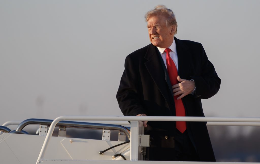 President Donald Trump boards Air Force One, Saturday, March 10, 2018, in Andrews Air Force Base, Md., en route to campaign rally at Atlantic Aviation in Moon, Pa. (AP Photo/Carolyn Kaster)