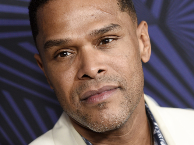Singer Maxwell poses at the 2017 ABFF Awards: A Celebration of Hollywood at the Beverly Hilton on Friday, Feb. 17, 2017, in Beverly Hills, Calif. (Photo by Chris Pizzello/Invision/AP)