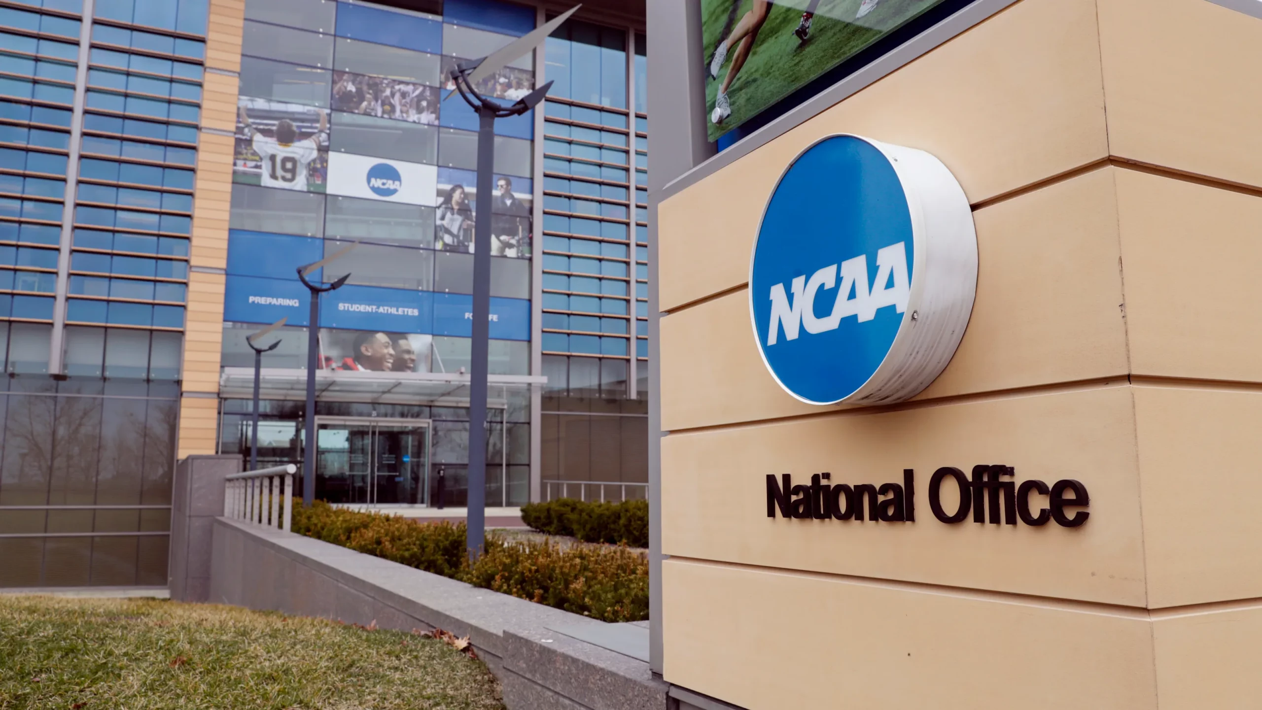 NCAA Authorizing NIL Deal Allowing Student Athletes to Be Paid