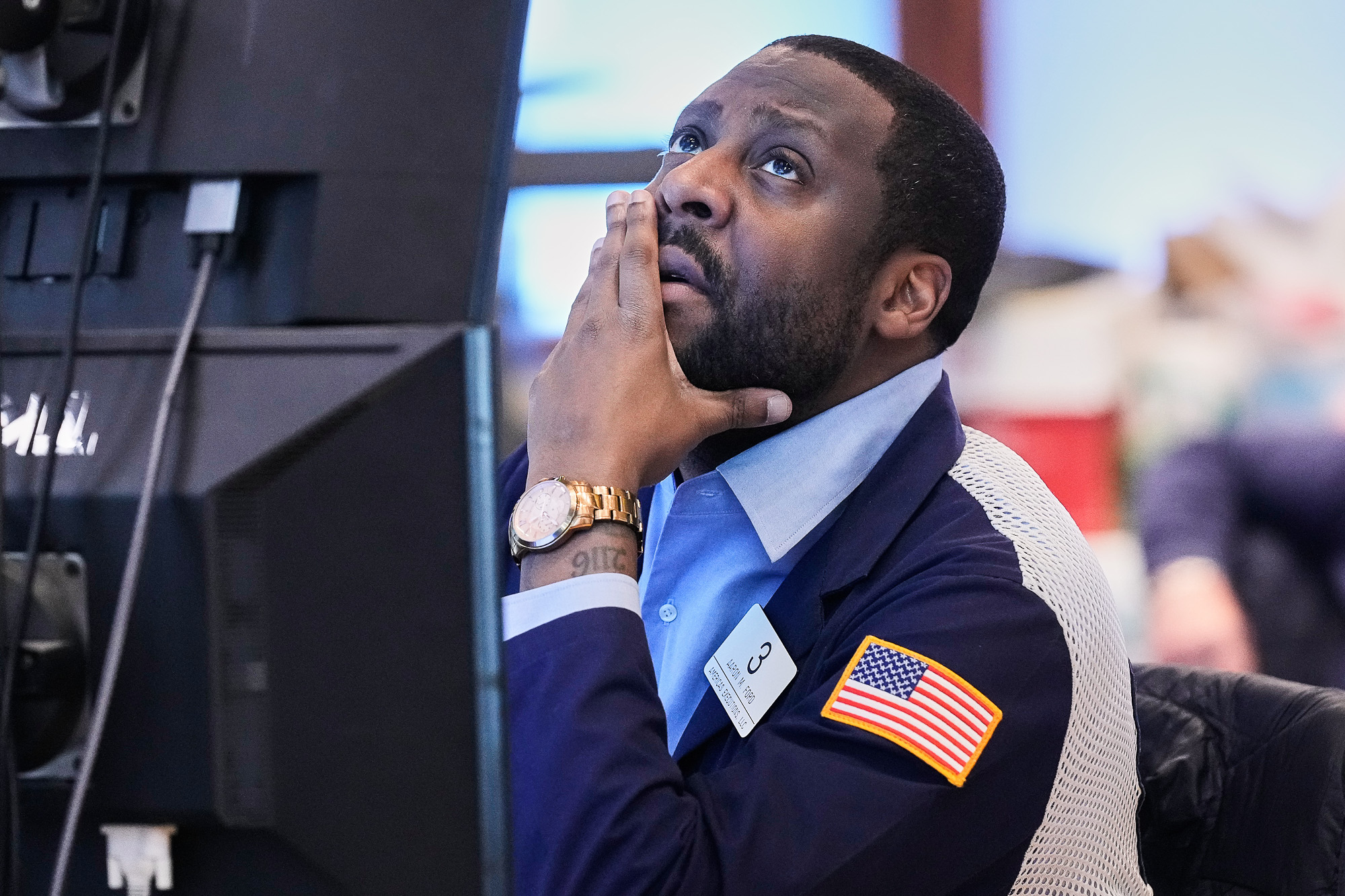 Warning Signs Are Flashing in the Economy