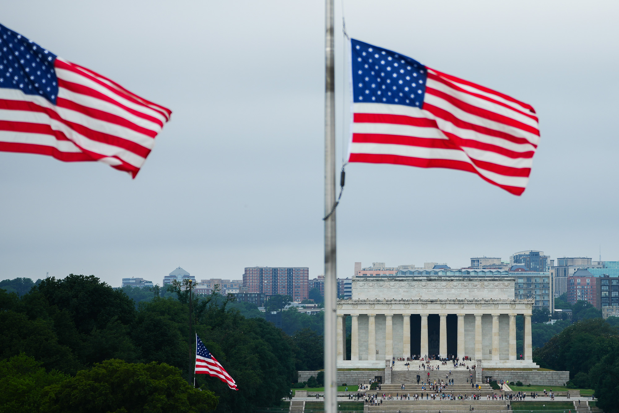 Poll Finds Americans Losing Faith in Capitalism, American Dream