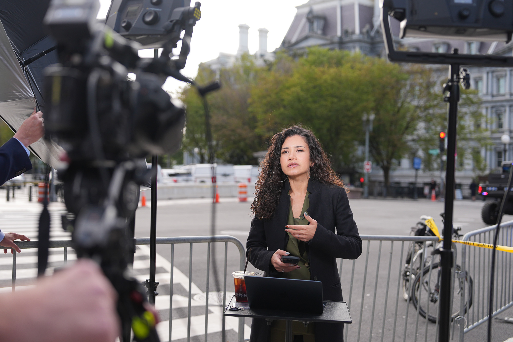 Judge Orders White House to Restore Press Access